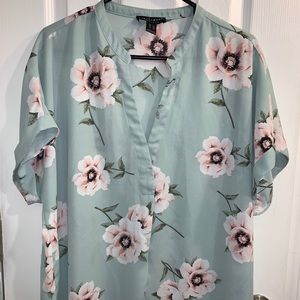 Floral Mint Green Blouse XL NWOT $12 Price drop❗️